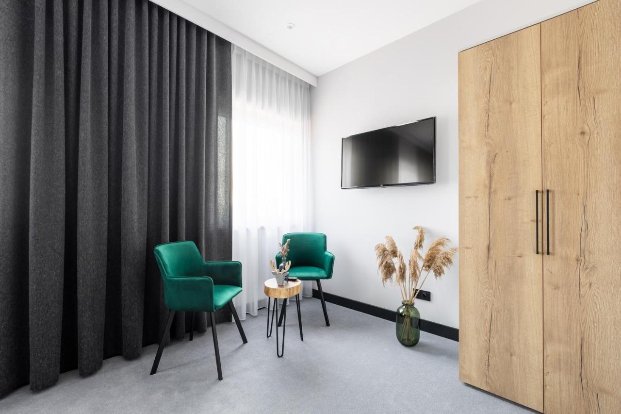 Hotel Natura Slonsk Buitenkant foto